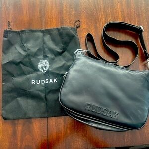 RUDSAK ROBYN CROSSBODY/ HANDBAG * Brand New - With Dust Cover